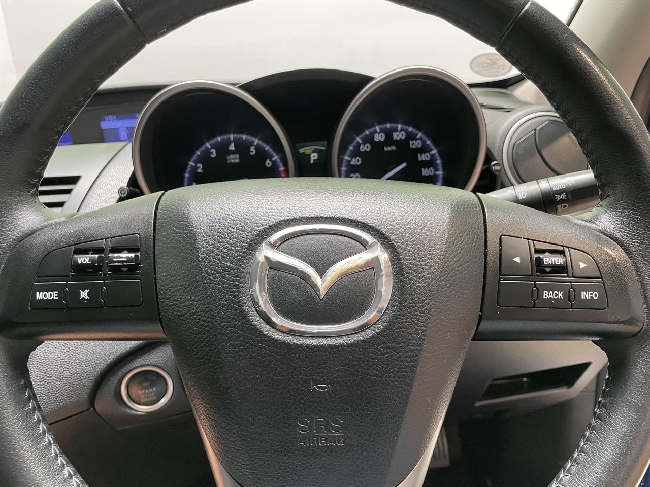 2012 Mazda axela