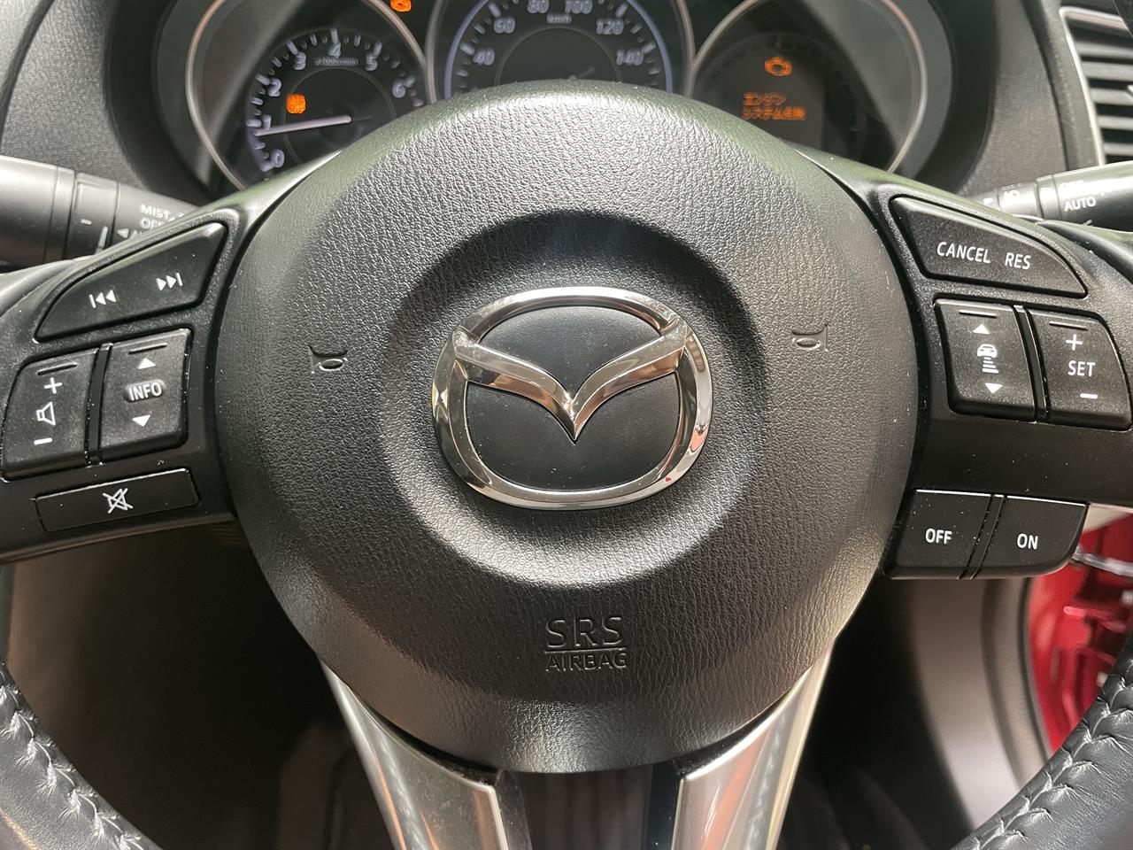 2013 Mazda atenza