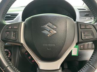 2016 Suzuki swift - Thumbnail