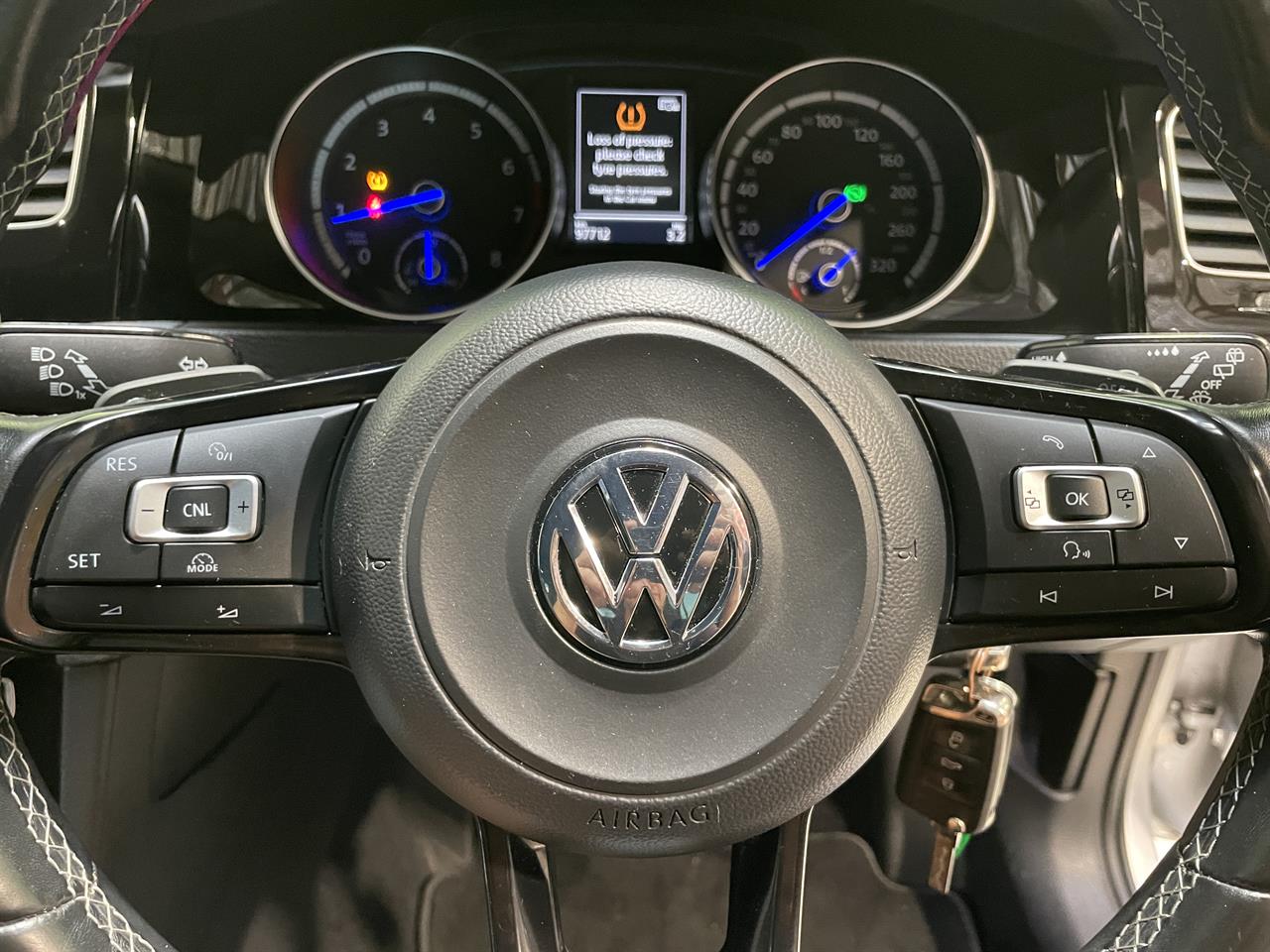 2014 Volkswagen GOLF