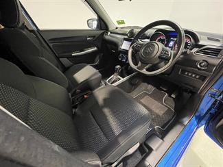 2017 Suzuki swift - Thumbnail