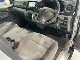 2018 Nissan NV350 - Thumbnail