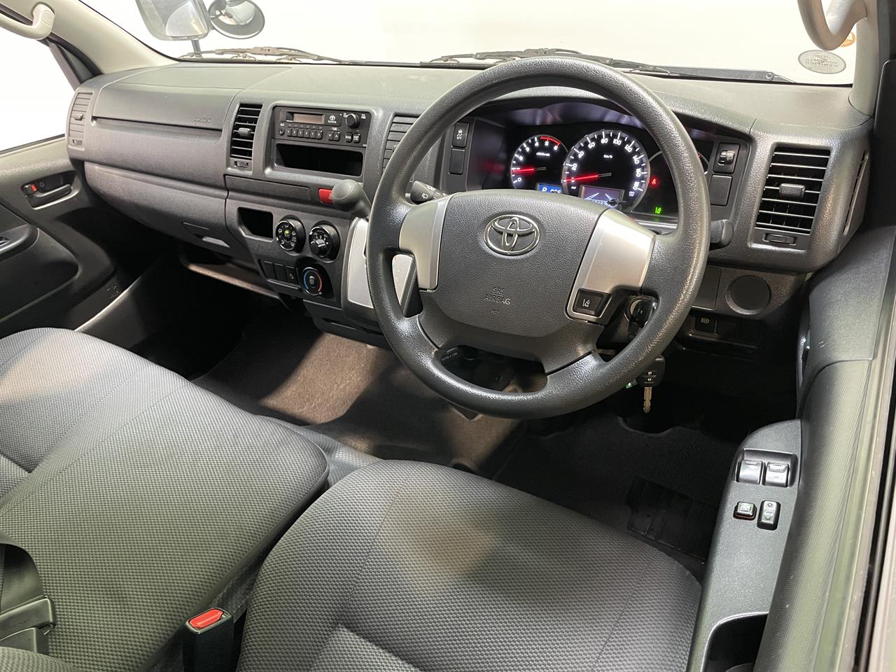 2018 Toyota hiace