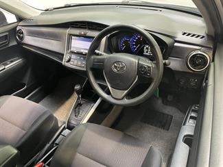 2018 Toyota corolla - Thumbnail