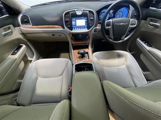 2014 Chrysler 300C - Thumbnail