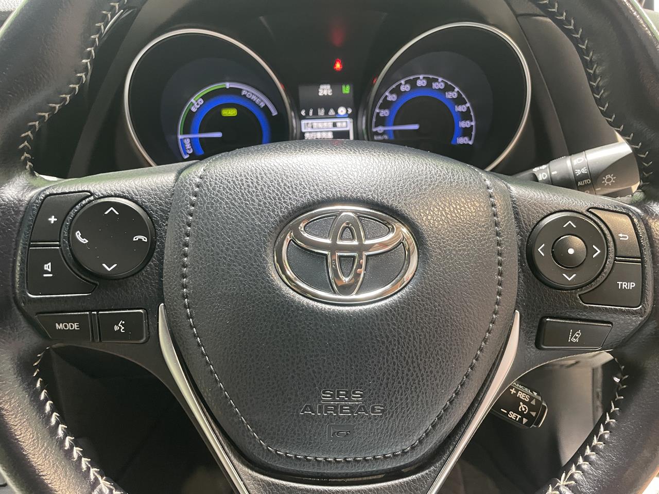 2016 Toyota AURIS