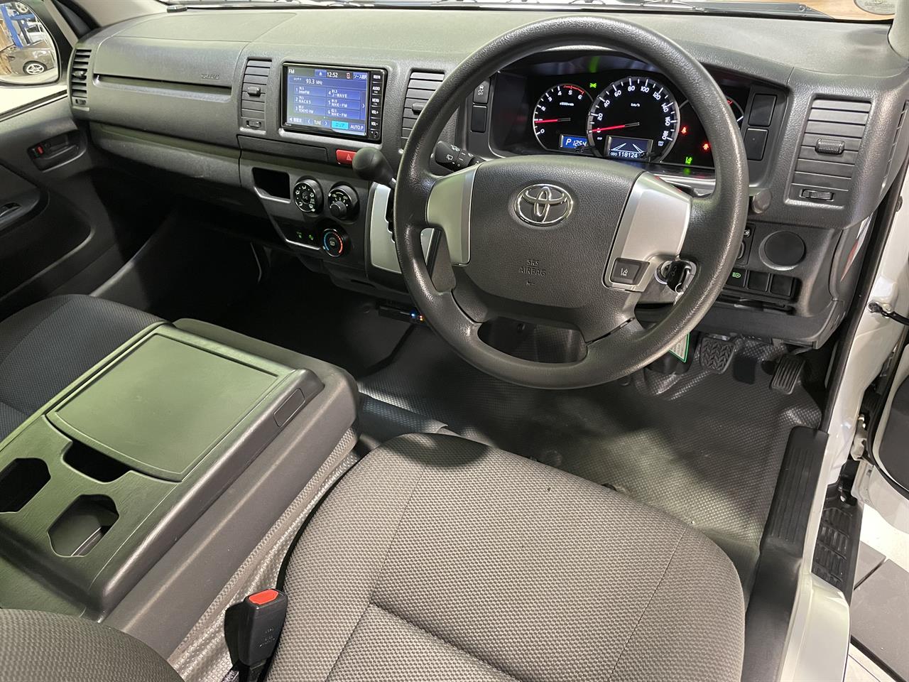 2019 Toyota hiace