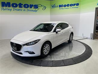 2017 Mazda axela - Thumbnail