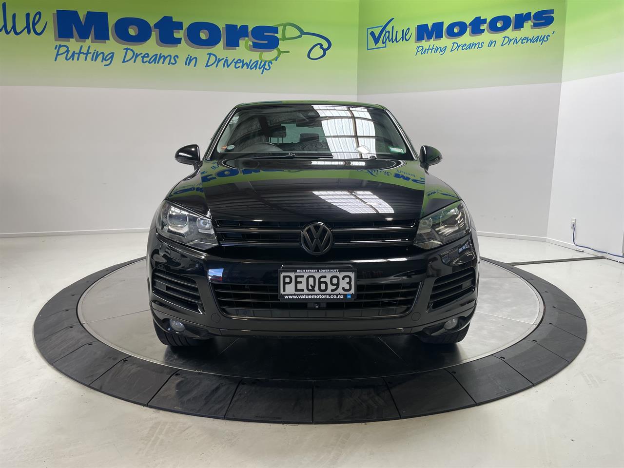 2011 Volkswagen TOUAREG