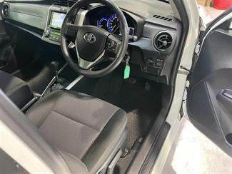 2017 Toyota COROLLA - Thumbnail
